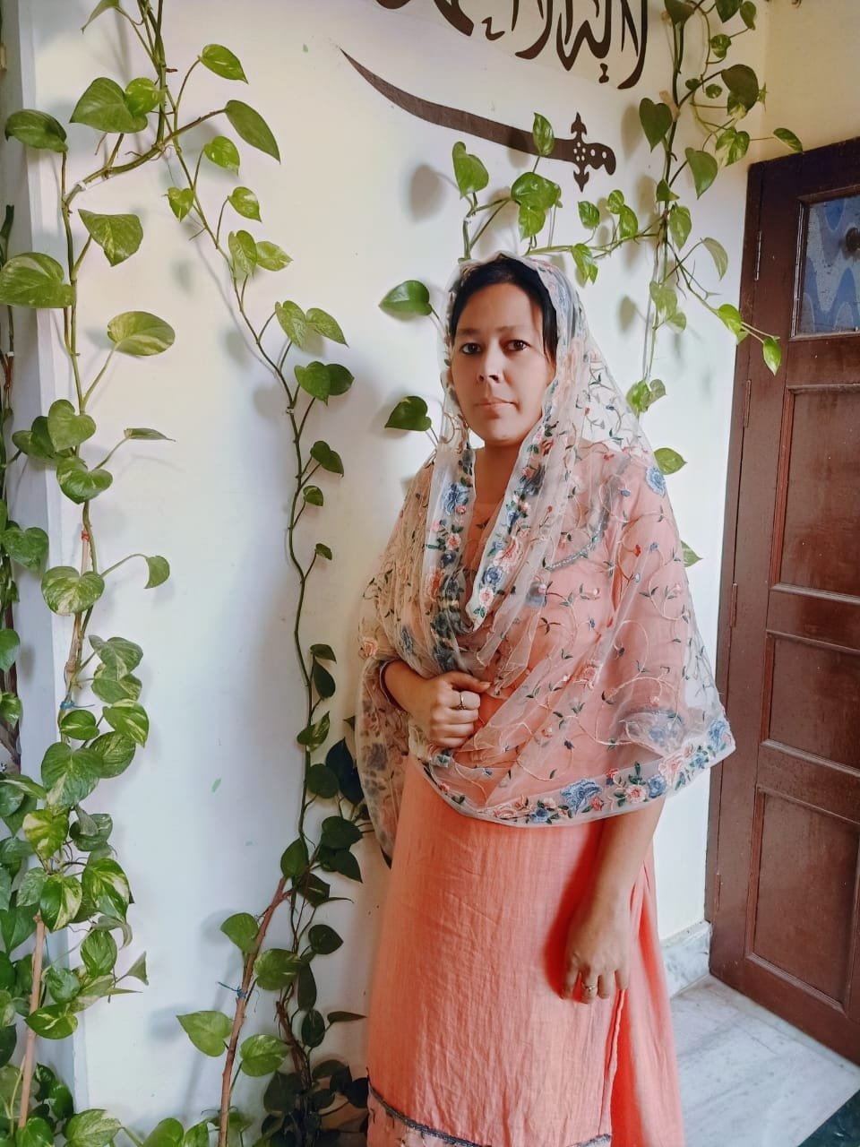 GHLNAZ KHAN