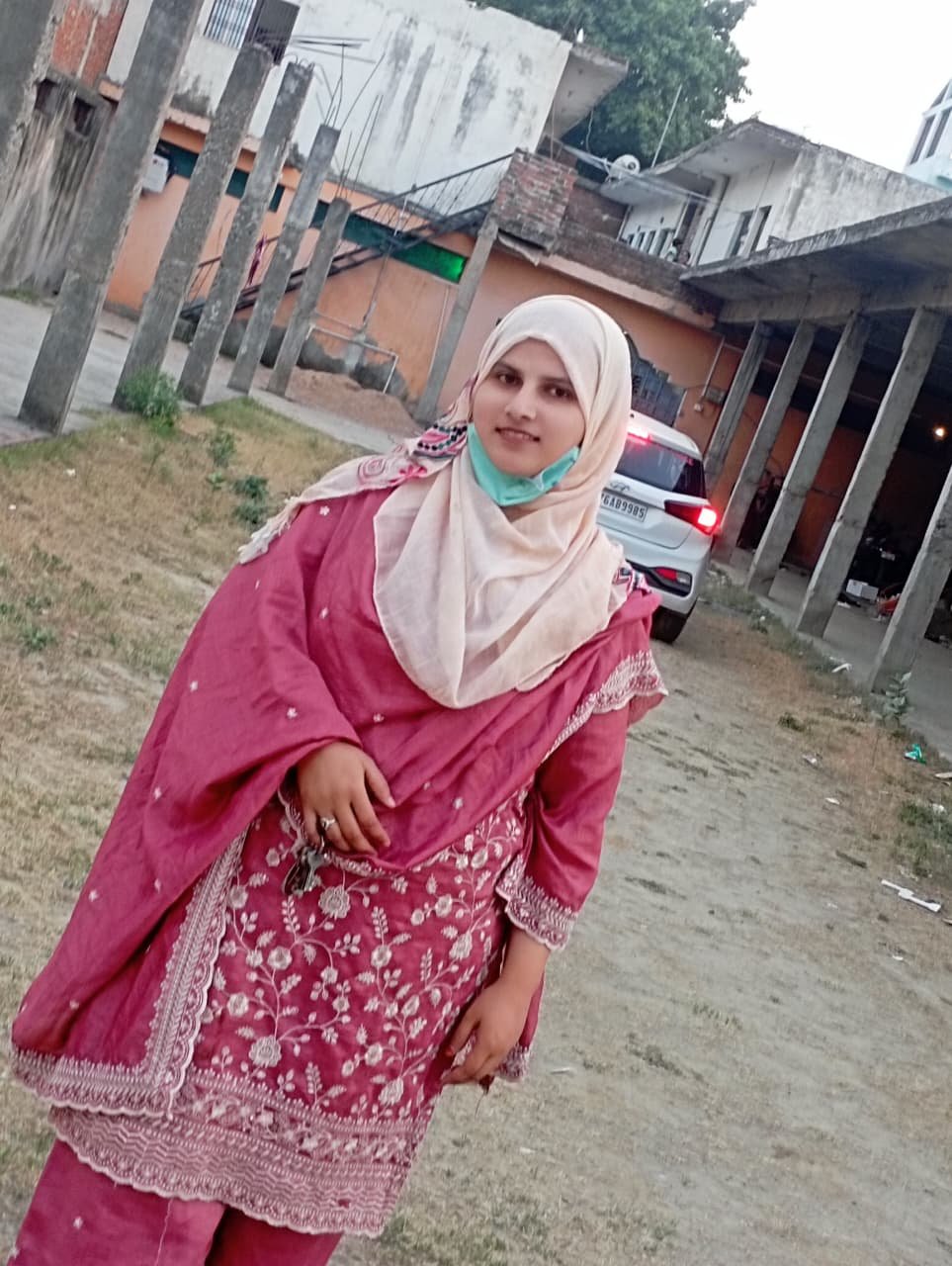 ZAINAB KHAN
